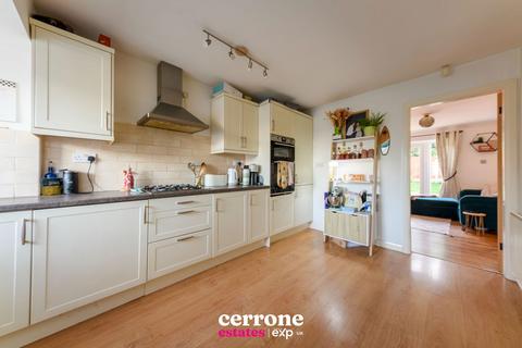 24 Silverdale, Bromsgrove, B61 8LD