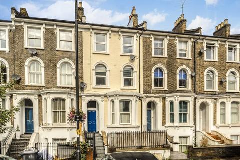 3 bedroom flat for sale, Landor Road, London SW9