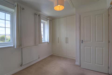 2 bedroom house to rent, Grange Farm Drive, Honeybourne