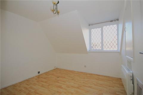 2 bedroom terraced house to rent, Bradshaws Close, London, SE25