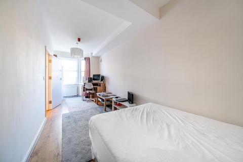 1 bedroom flat for sale, West Reading,  Berkshire,  RG30