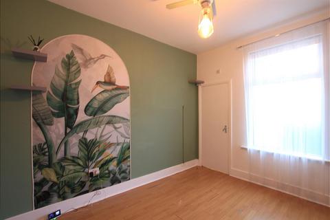 3 bedroom terraced house for sale, Northcote Avenue, Southall UB1