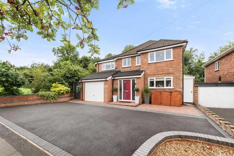 5 bedroom detached house for sale, Neville Road, Shirley