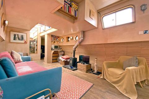 2 bedroom houseboat for sale, Clove Hitch Quay, London SW11