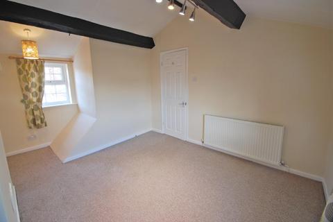 2 bedroom terraced house to rent, Acton Place, Macclesfield