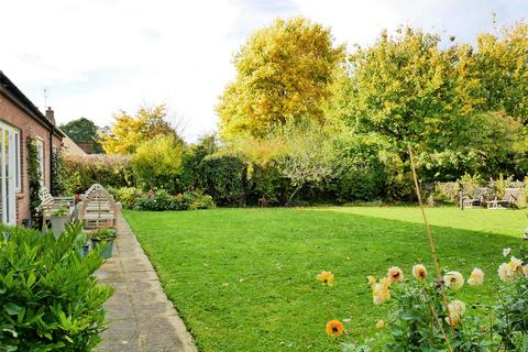 4 bedroom detached house for sale, Oldbury Fields, Cherhill