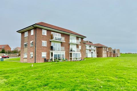 2 bedroom flat for sale, Sutton Place, Bexhill-on-Sea, TN40