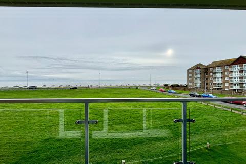 2 bedroom flat for sale, Sutton Place, Bexhill-on-Sea, TN40