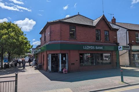 Retail property (high street) to rent, Liverpool L37