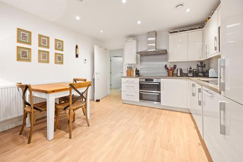 3 bedroom apartment for sale, Banister Road, Kensal Rise, W10