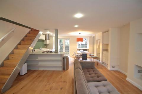 2 bedroom flat to rent, Ferndale Road, London SW4