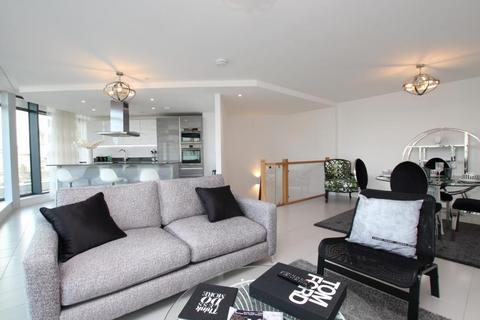 3 bedroom penthouse to rent, Colston Avenue, Bristol BS1