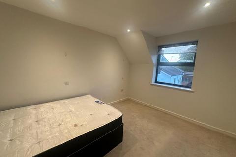 1 bedroom flat to rent, Stratford Road, Shirley, Solihull, West Midlands, B90