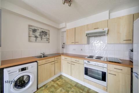 1 bedroom terraced house to rent, Globe Road, London E2