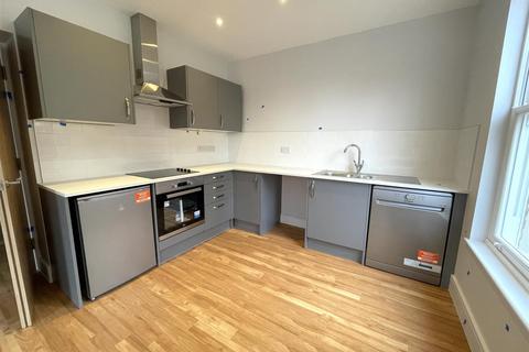 1 bedroom apartment to rent, Weston Road, Southend-On-Sea