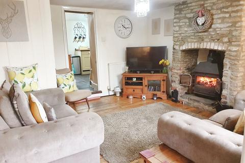 2 bedroom cottage for sale, Chippenham SN14