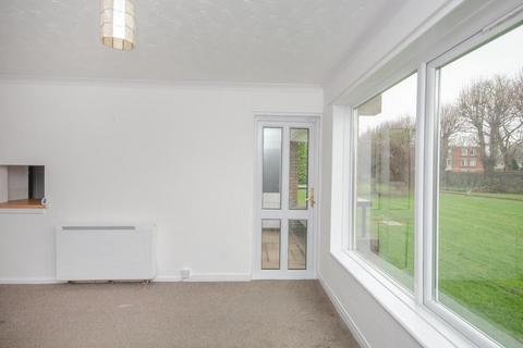 2 bedroom flat for sale, Harford Drive, Frenchay, Bristol, BS16 1NP