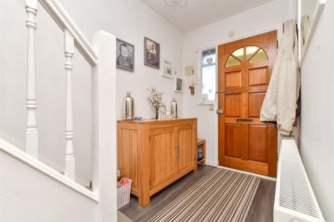 4 bedroom end of terrace house for sale, Lynmouth Avenue, Morden, Surrey