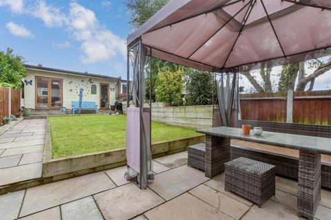 4 bedroom end of terrace house for sale, Lynmouth Avenue, Morden, Surrey