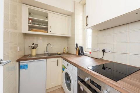 Studio to rent, Sloane Avenue, Chelsea, London, SW3