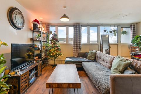 69 Perran Walk, Brentford, TW8 0LT
