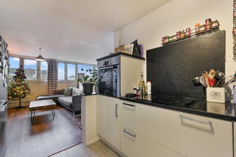 69 Perran Walk, Brentford, TW8 0LT