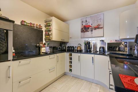 69 Perran Walk, Brentford, TW8 0LT