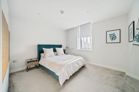 1 bedroom flat for sale, Littleworth Road, Esher, KT10