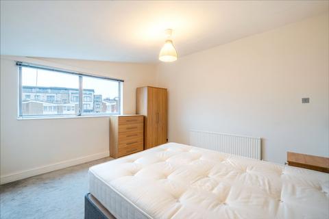 1 bedroom flat to rent, Malvern Road, Queens Park, NW6