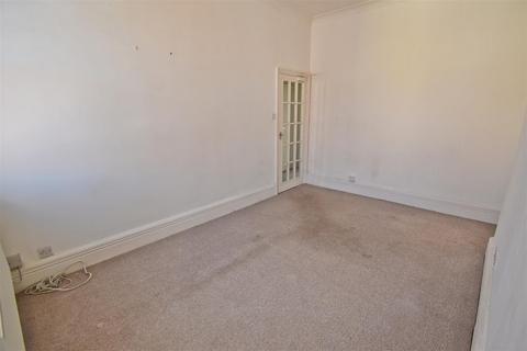 1 bedroom flat to rent, Hamilton House, 17-19 Church Street