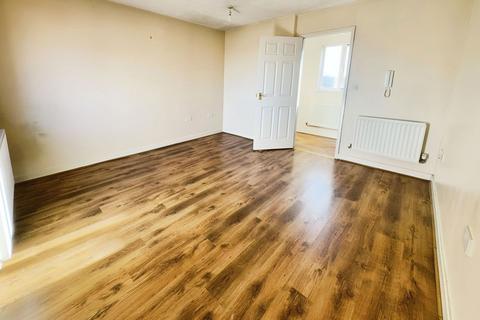 2 bedroom flat to rent, Woodhouse Road, Swindon, SN3 2GU