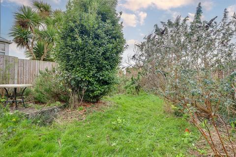 2 Dulverton Close, Westcliff-on-sea, SS0 0HS