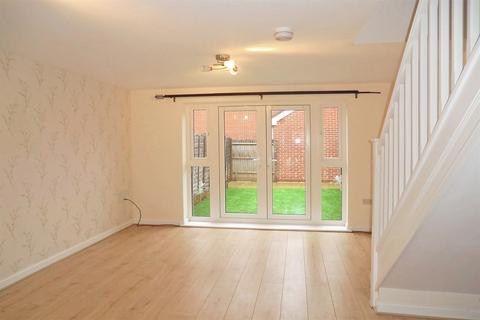 2 bedroom terraced house to rent, Wood Hill Way, Felpham, Bognor Regis, PO22