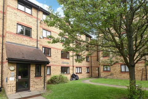 1 bedroom apartment to rent, Myers Lane, New Cross SE14