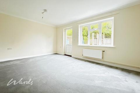 3 bedroom townhouse to rent, Morton Way Maidstone ME15