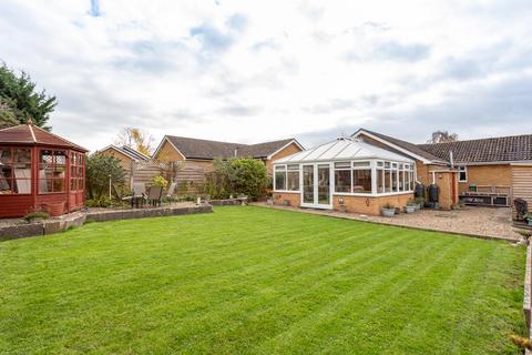 3 bedroom detached bungalow for sale, Aunums Close, Thornton-Le-Dale, Pickering