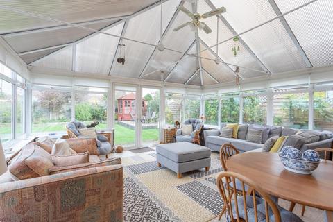 25 Aunums Close, Thornton Dale, Pickering, YO18 7TP