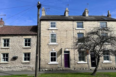 50 Eastgate, Pickering, YO18 7DU