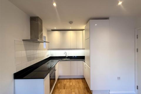 1 bedroom apartment to rent, Hale Lane, Mill Hill, NW7