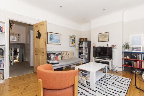 1 bedroom flat to rent, Galesbury Road, Wandsworth SW18