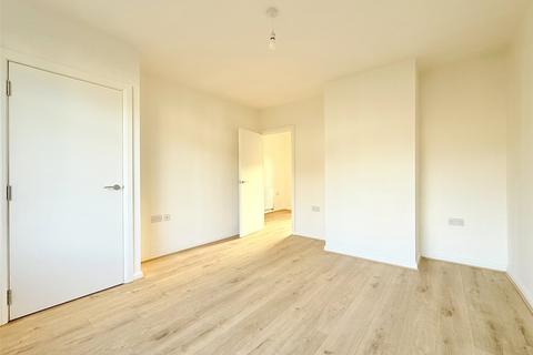 3 bedroom end of terrace house to rent, Haggerston Road, Borehamwood, Hertfordshire, WD6