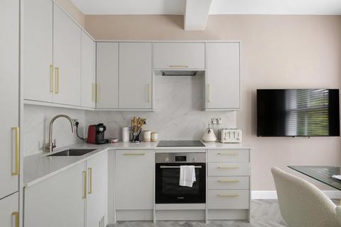 1 bedroom apartment for sale, Westbourne Gardens, London, W2