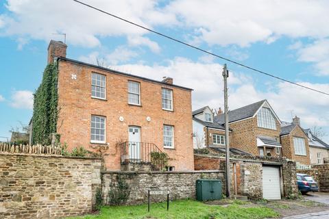 4 bedroom detached house for sale, South Side, Bicester OX25