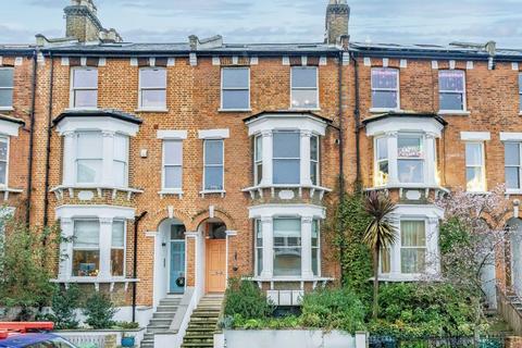 2 bedroom flat for sale, Constantine Road, London NW3