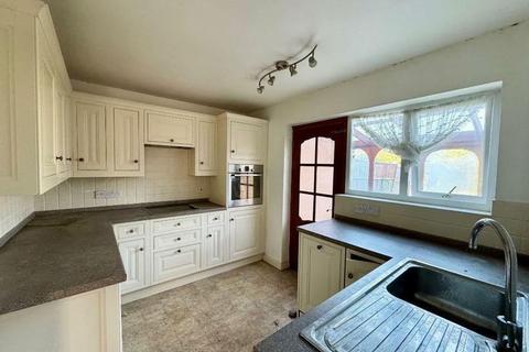 3 bedroom house to rent, Tudor Close, Barton-Le-Clay Bedford