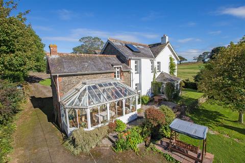 5 bedroom detached house for sale, Totnes