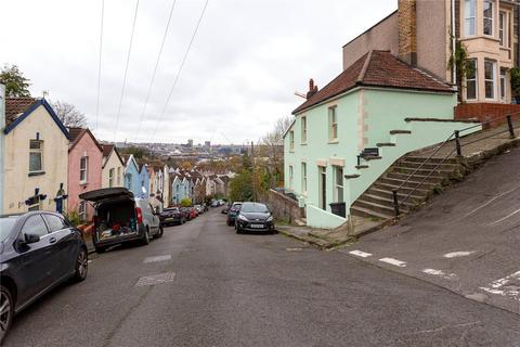 2 bedroom terraced house to rent, Park Street, Bristol BS4