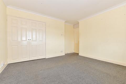 3 bedroom terraced house for sale, Newenden Close, Ashford, Kent