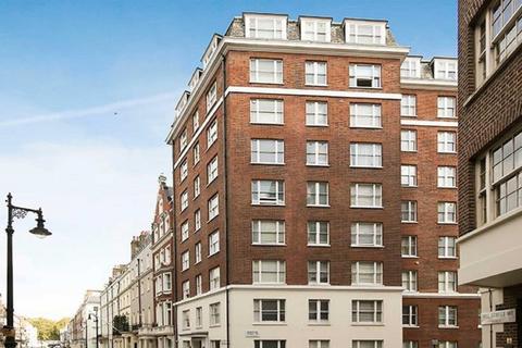 Studio to rent, Hill Street, Mayfair