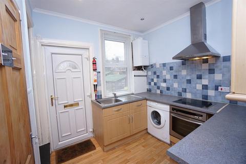 3 bedroom terraced house to rent, Cromwell Street, Walkley, Sheffield, S6 3RP